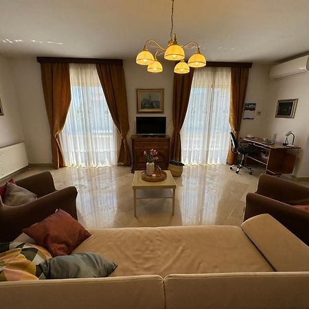 Apartman Ostrea *** Bale Bagian luar foto