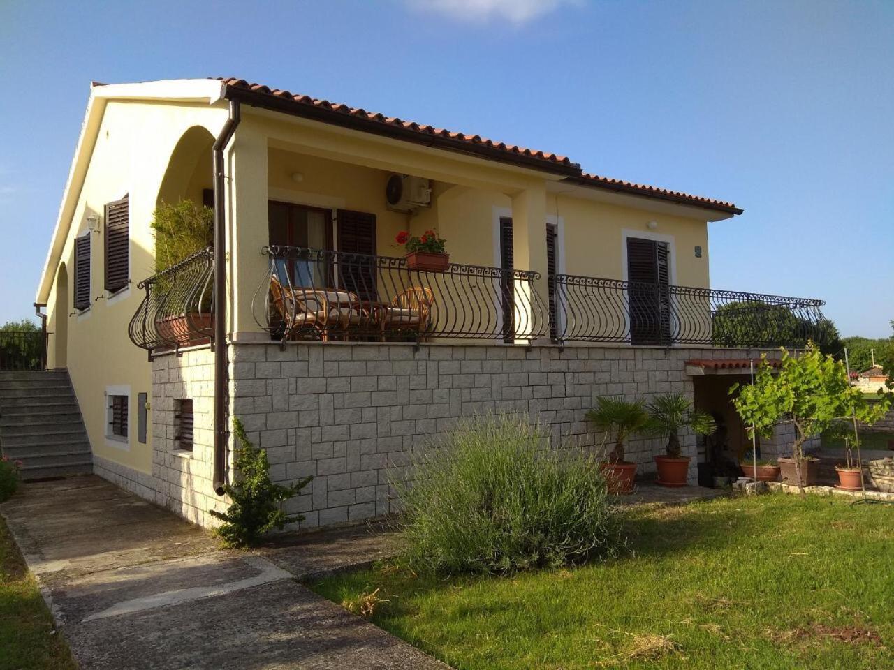 Apartman Ostrea *** Bale Bagian luar foto